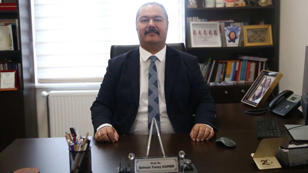 Prof. Dr. Selman Tunay Kamer (3)-1