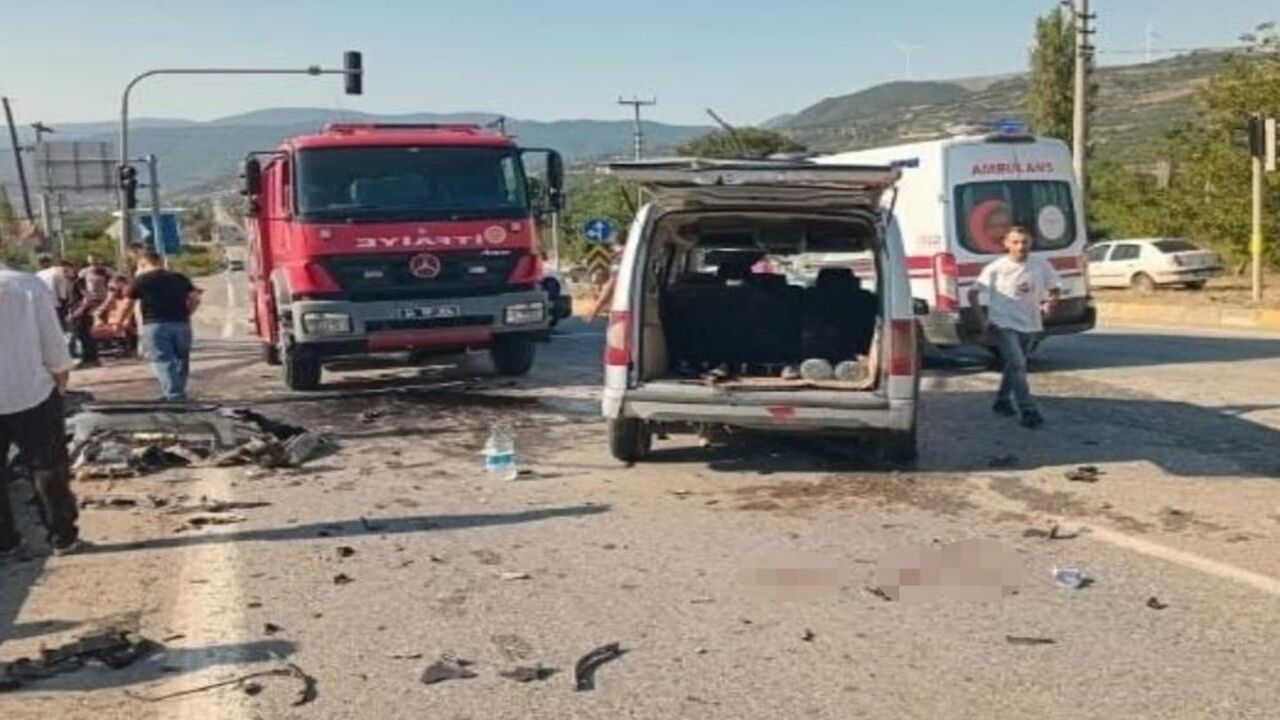 Sakarya Feci Kaza 6 Yaralı (3)