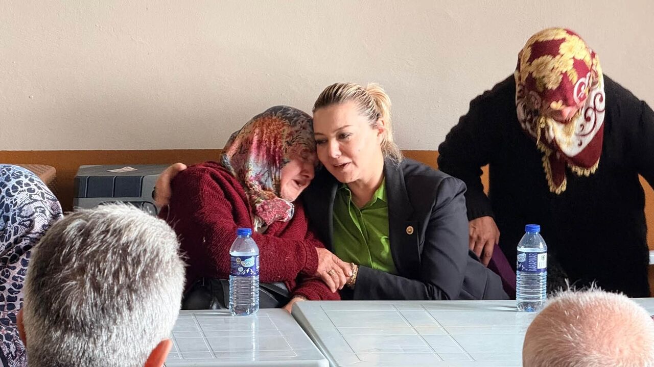 Serap Ekmekci Inebolu Yangın Bölgesi (1)