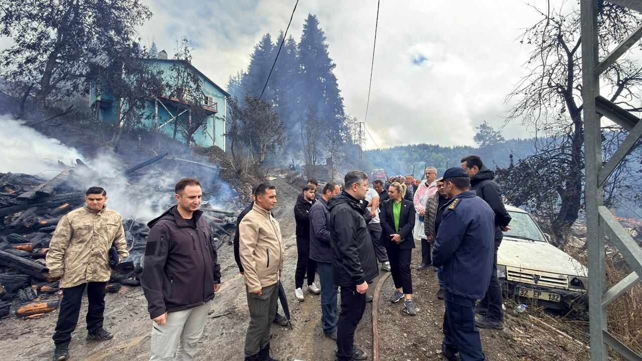 Serap Ekmekci Inebolu Yangın Bölgesi (2)