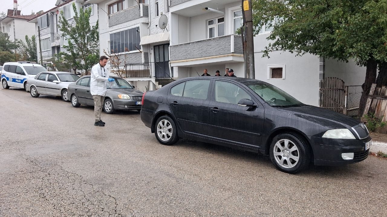 Sokakta Fenalaşan Adam Hayatını Kaybetti (2)