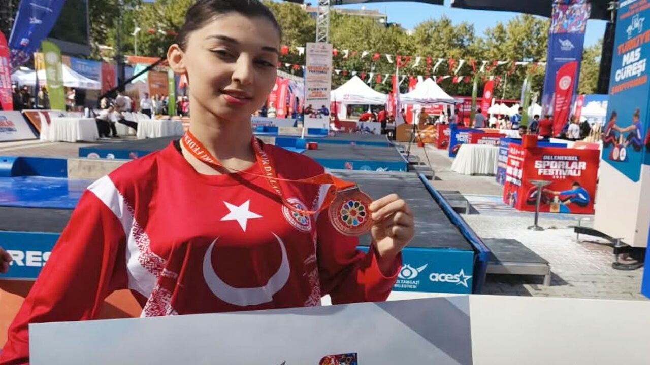 Kastamonulu Sude Naz Çevre, Türkiye üçüncüsü oldu