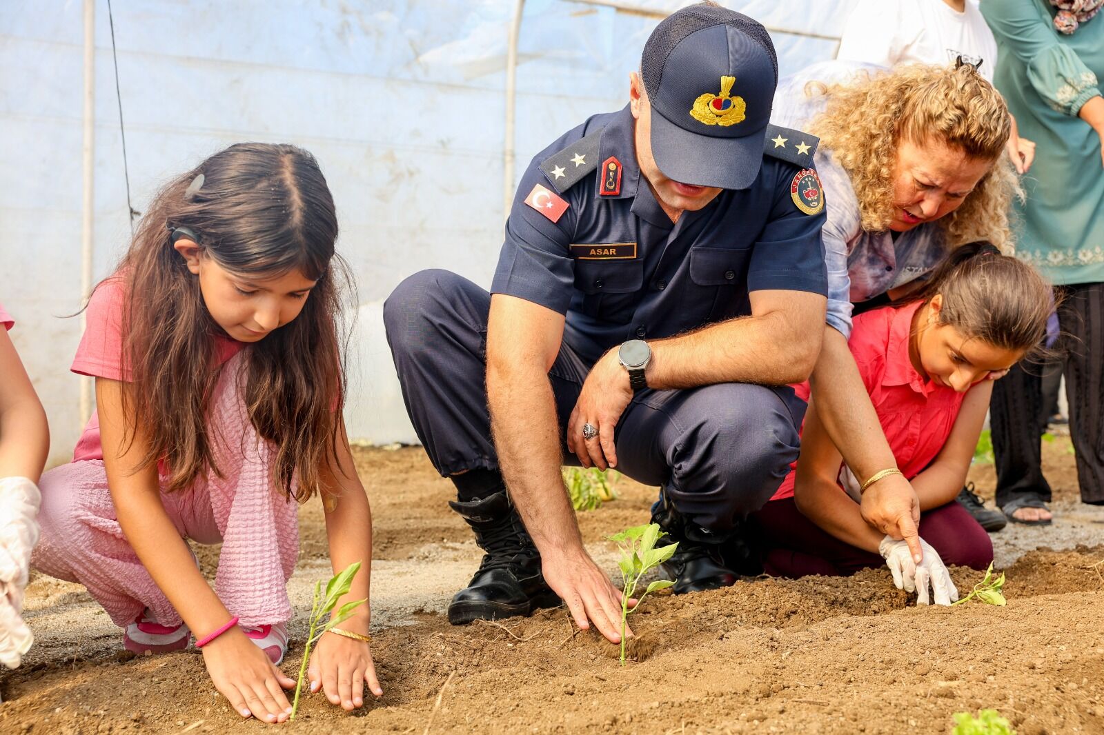 Taşköprü Kaymakamlık Toplu Fidanlarlar Dik (2)