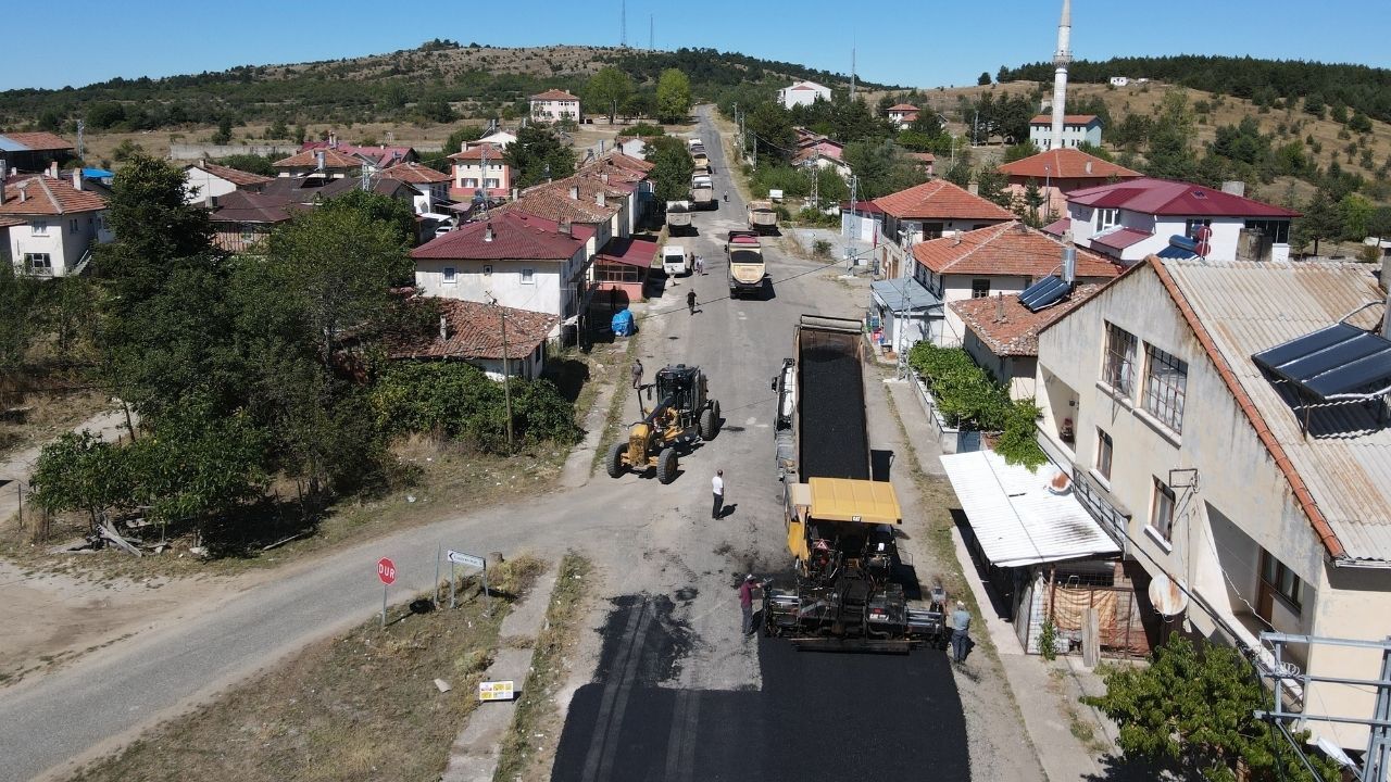 Taşköprü’de Asfaltlanan Yol Görkem’e Özgürlük Oldu (3)