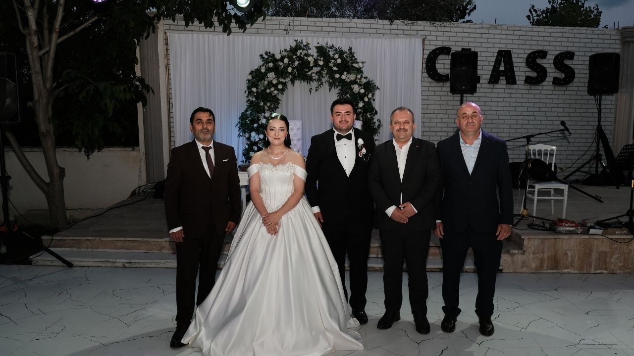 Taşköprü’de Büşra Ve Selçuk Çifti Görkemli Törenle Dünyaevine Girdi (4)