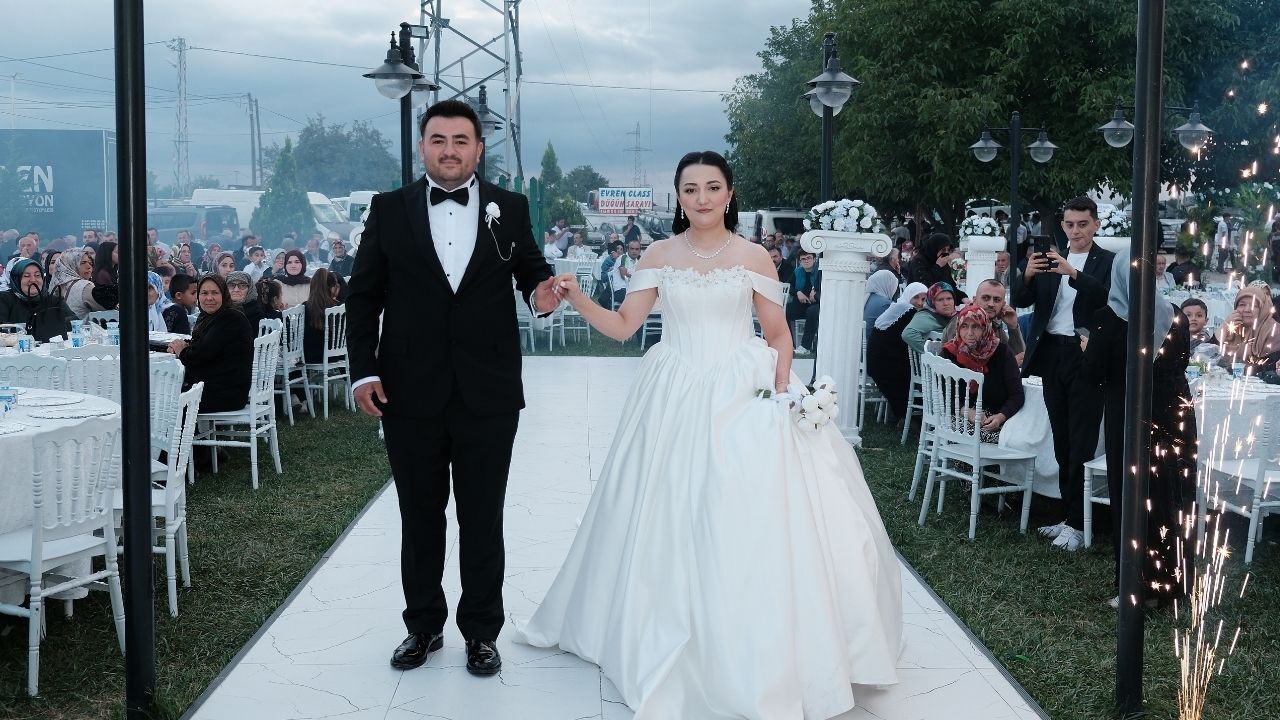 Taşköprü’de Büşra Ve Selçuk Çifti Görkemli Törenle Dünyaevine Girdi (6)