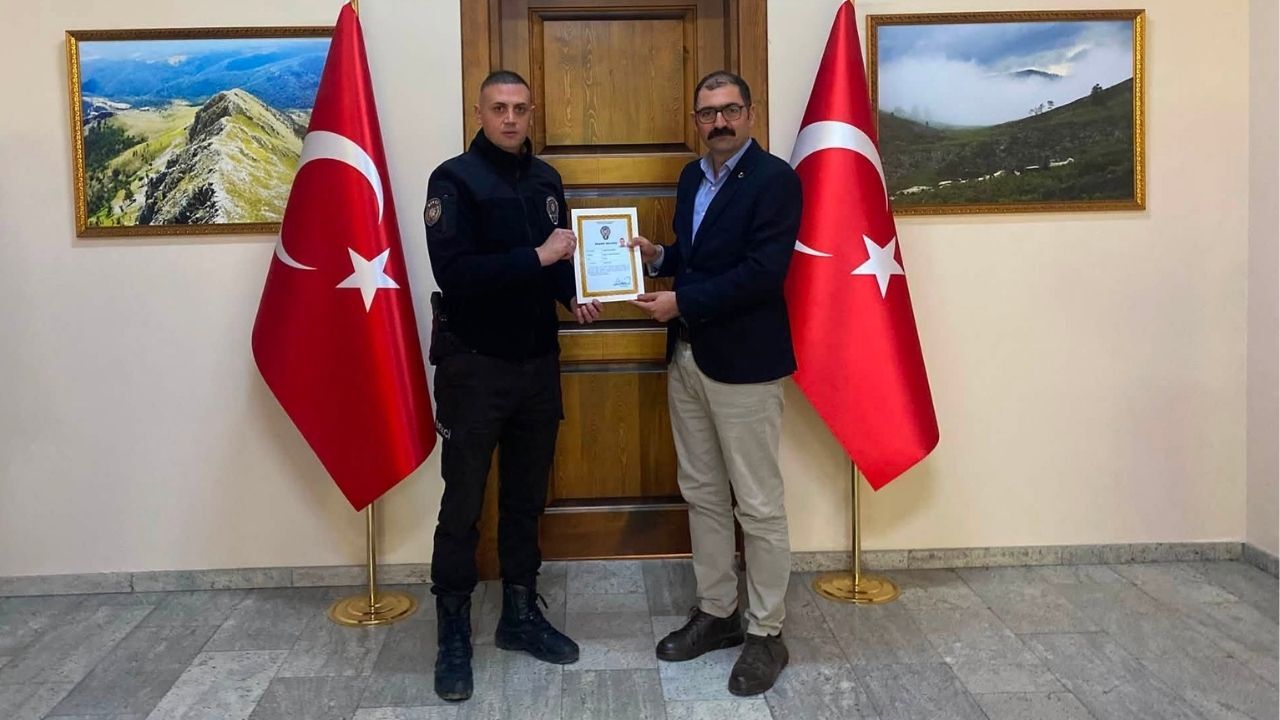 Taşköprü’de Festivalin Kahramanlarına Başarı Belgesi (3)