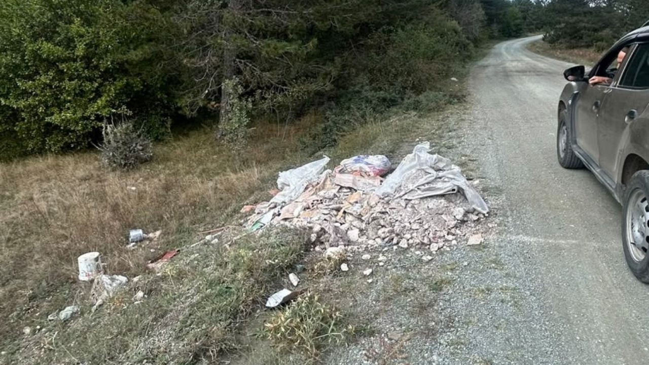 Taşköprü’de Muhtar Isyan Etti 'Doğamız Kimsenin Şahsi Çöplüğü Değildir!' (3)