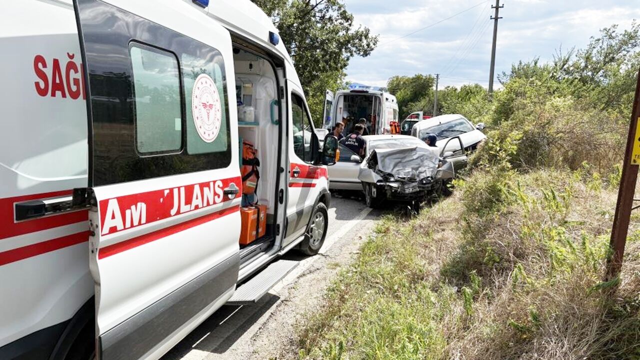 Tosyada Feci Kaza Yaralılar Var (3)