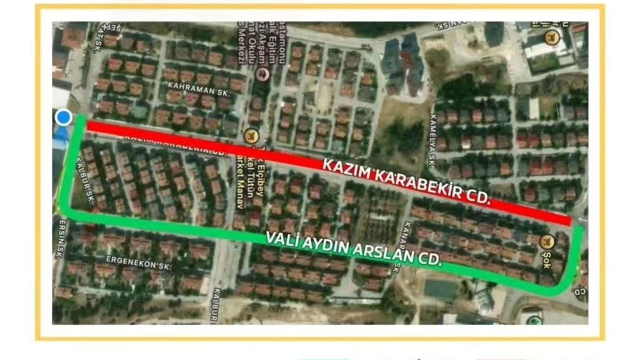 Kastamonu’da üstyapı çalışması: Cadde trafiğe kapatıldı