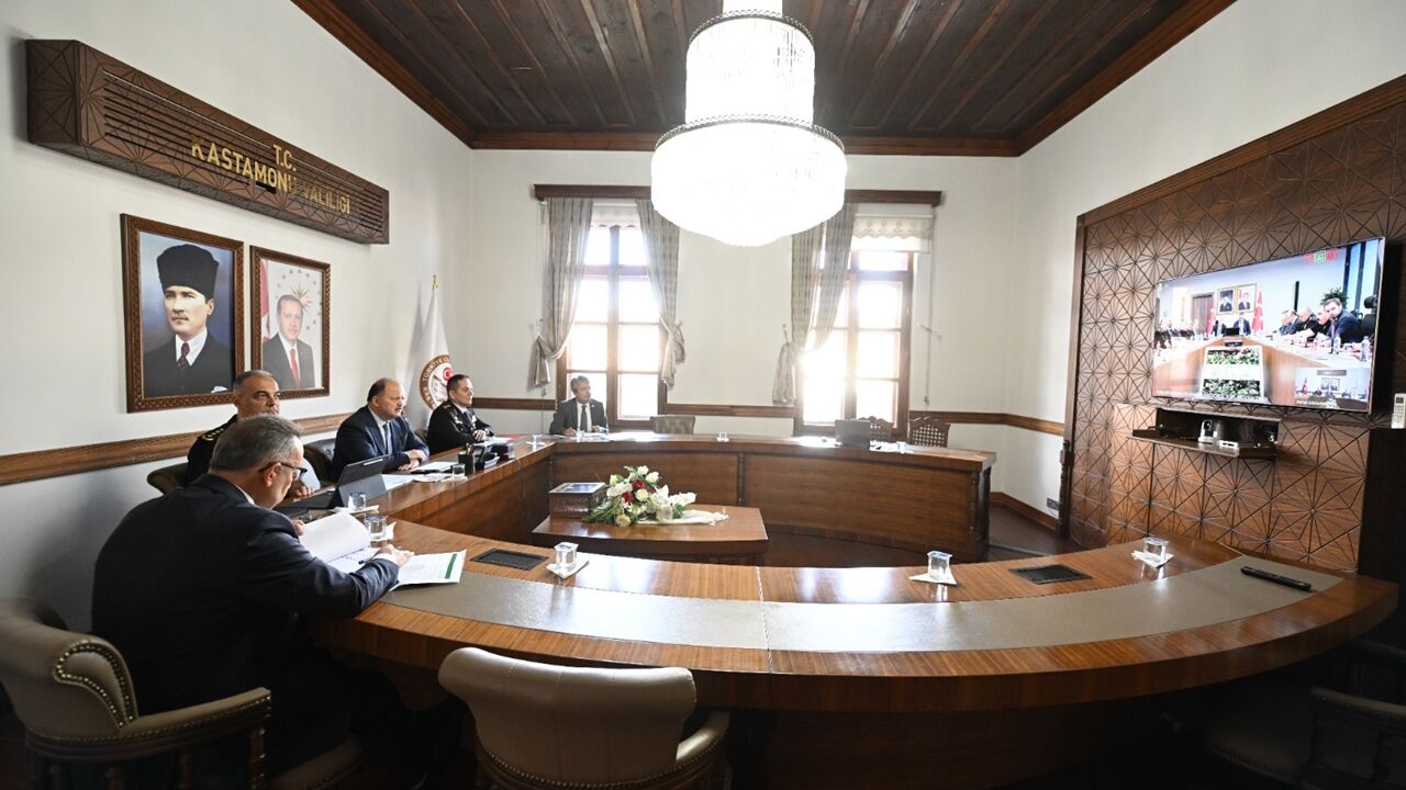 Yurtlarda Güvenlik Toplantısı Yap (3)