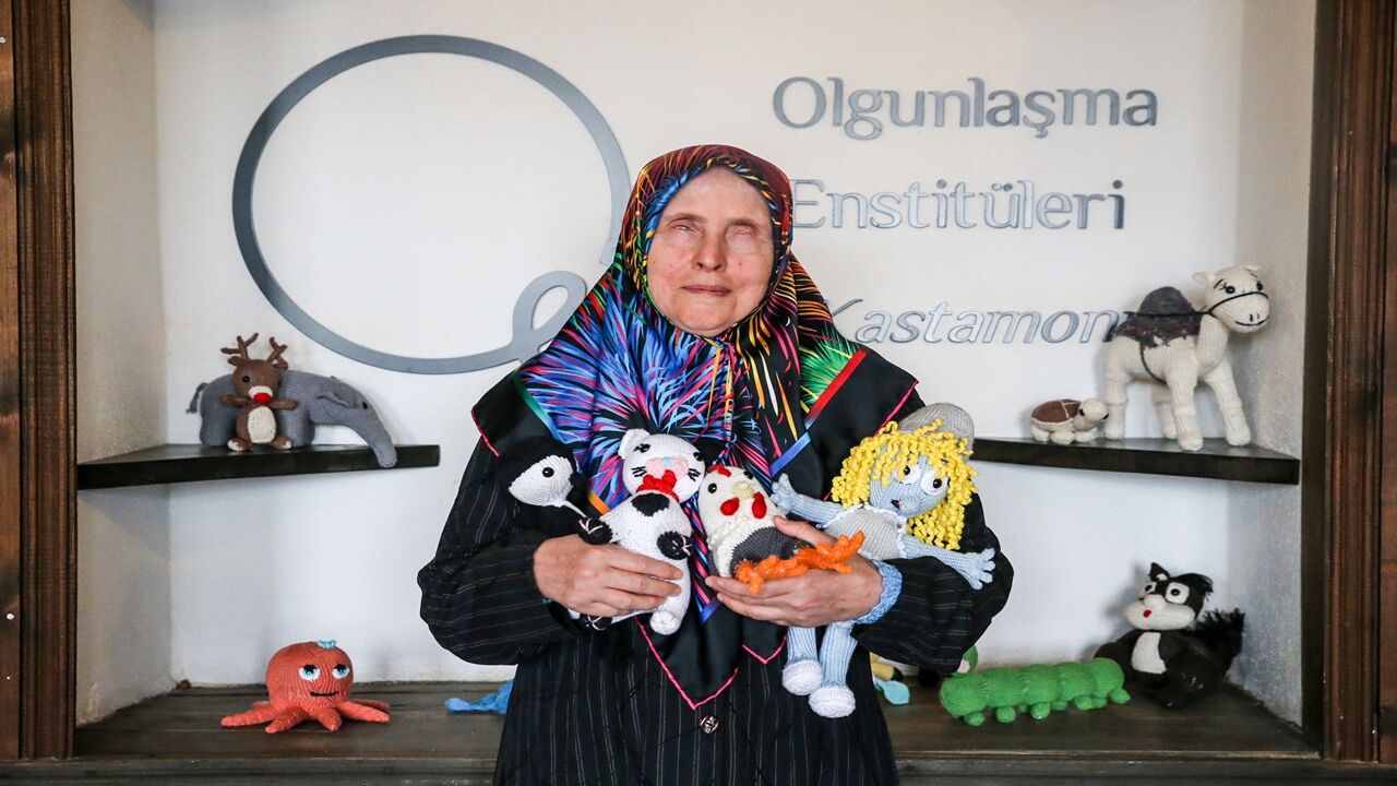 52 Yaşındaki Görme Engelli Nezihe Dalahmetoğlu (5)