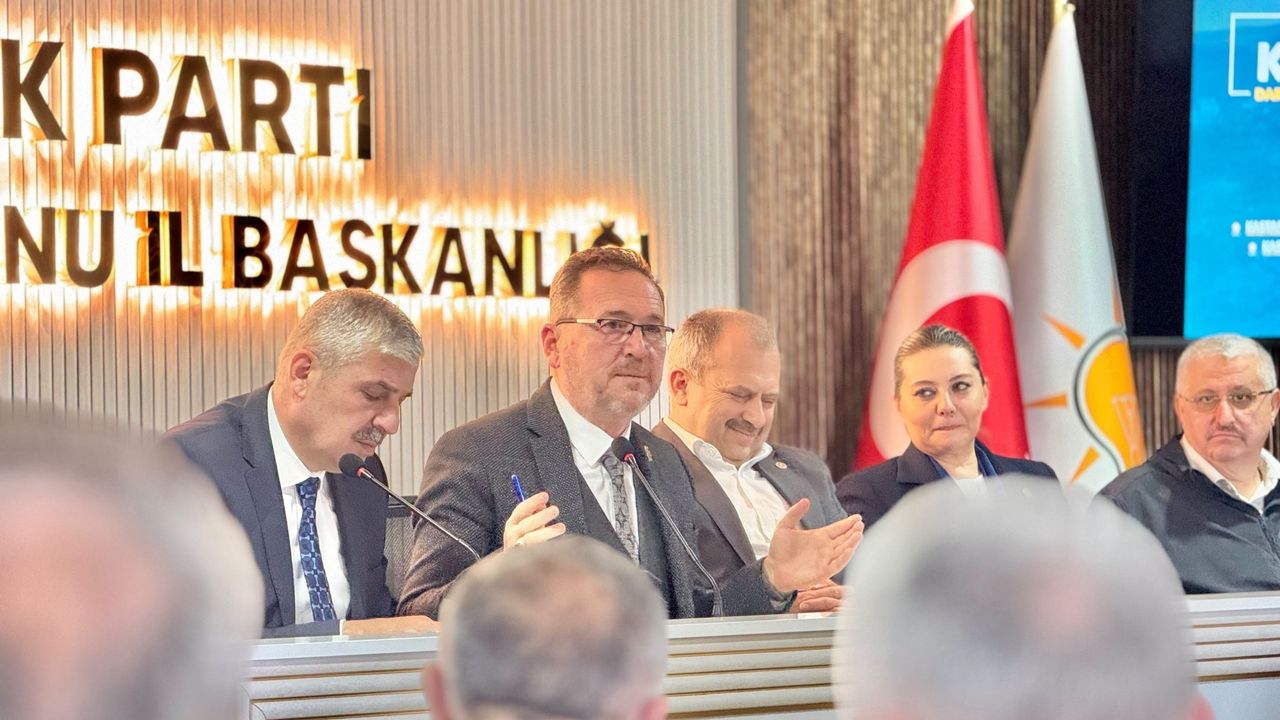 Ak Parti Il Danışma Meclisi Toplantıs Yapıldı (2)