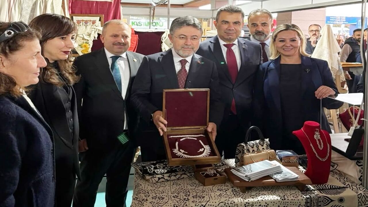 Bakan Başkent Kültür Milli Eğitim (1)