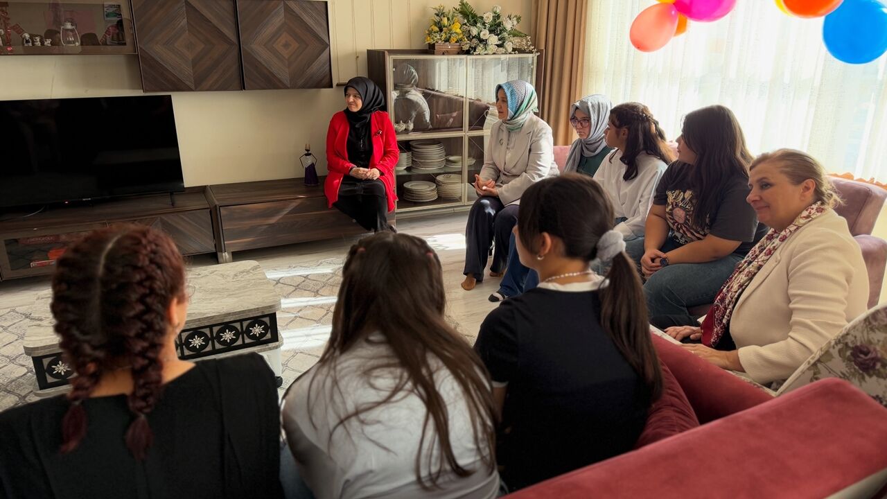 Bakan Yardımcısı Leman Yenigün (2)