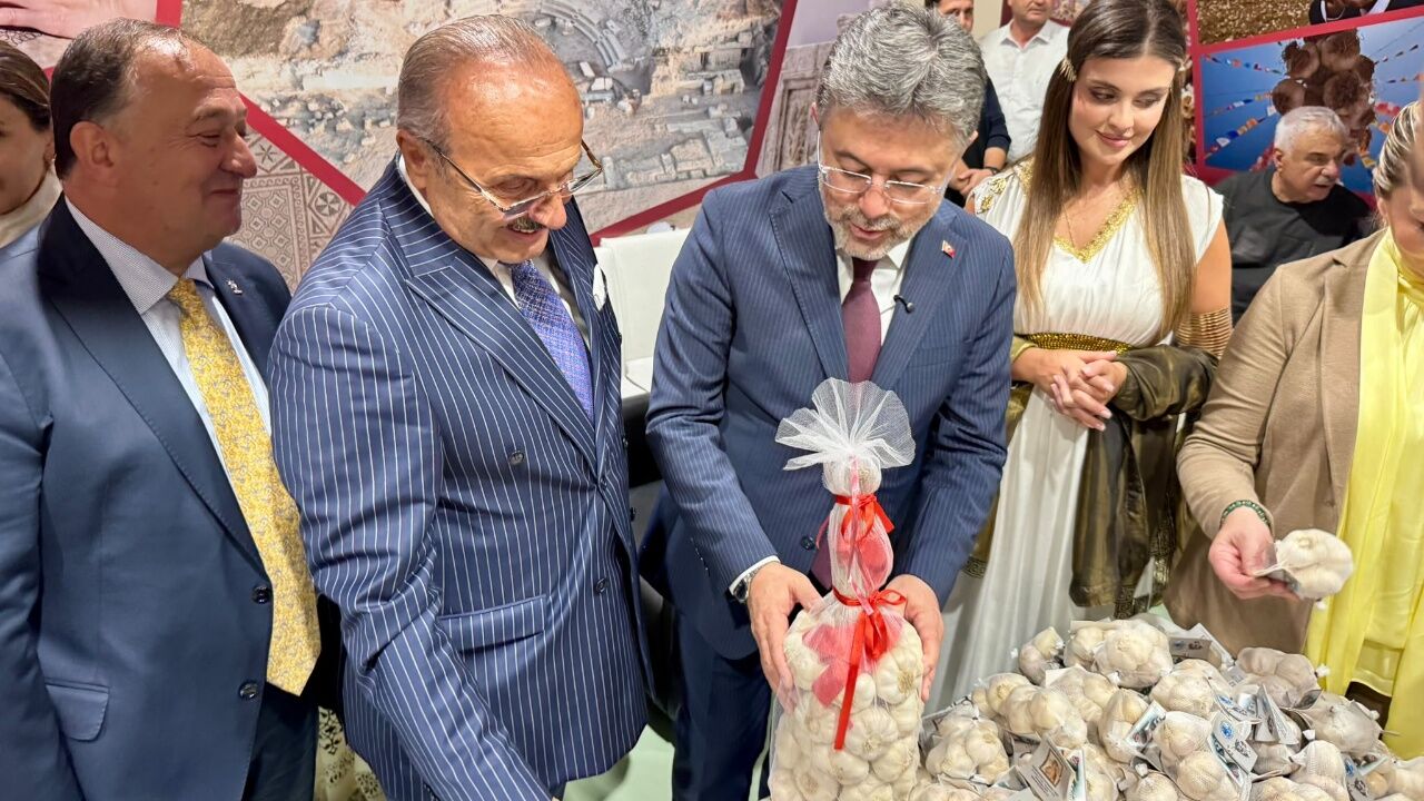 Bakan Yumaklı, Kastamonu Günleri’nde Taşköprü Standını Ziyaret Etti 1