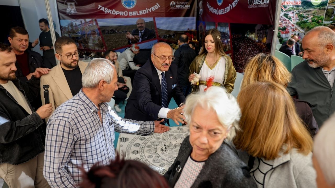 Başkentte Taşköprü Sarımsağına Yoğun Ilgi (1)
