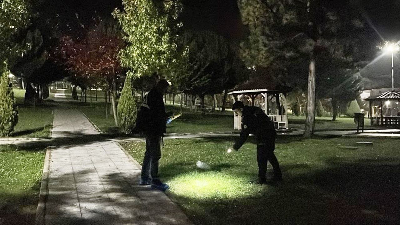 Bıçaklı Kavgada Kan Aktı (2)