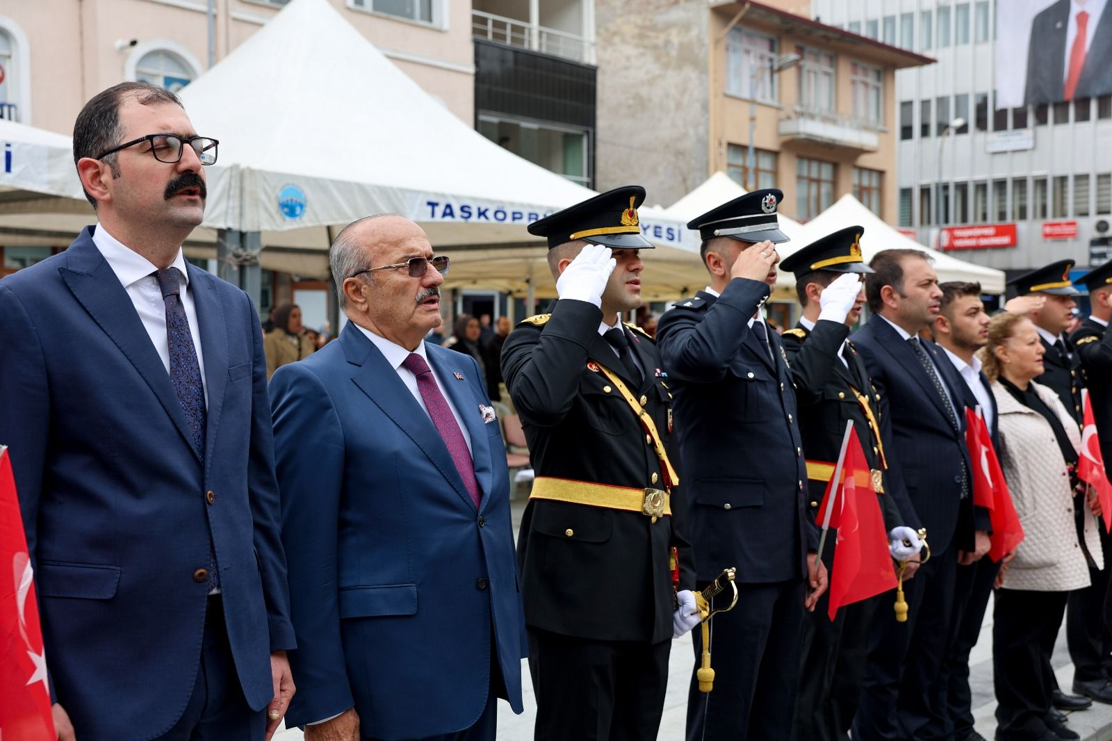 Cumhuriyet 103'Üncü Yıl Taşköprü (12)