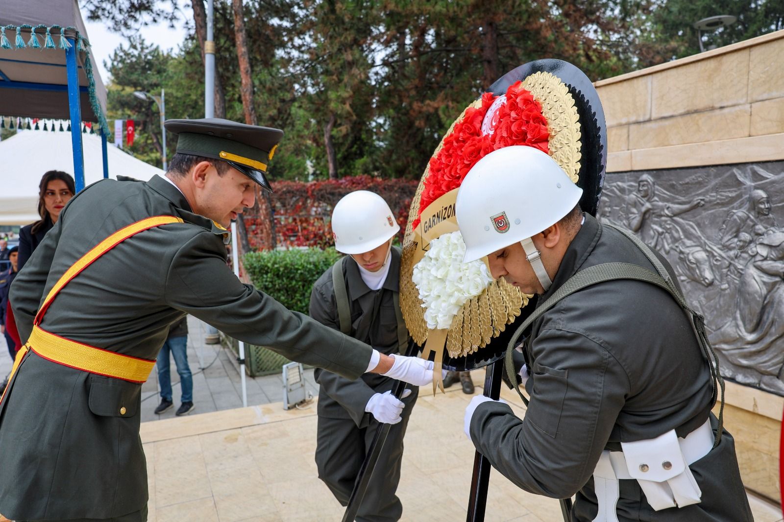 Cumhuriyet 103'Üncü Yıl Taşköprü (2)