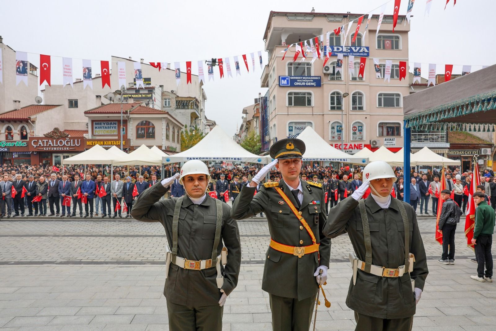 Cumhuriyet 103'Üncü Yıl Taşköprü (3)
