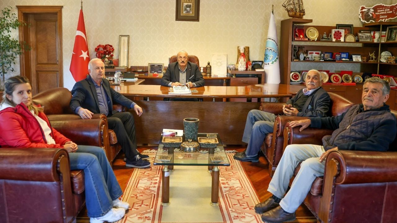 Taşköprü Emekliler Derneğinden Başkan Arslan’a ziyaret