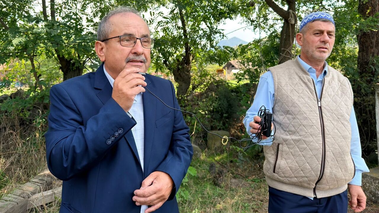 Gökçeağaç Sakızı (2)