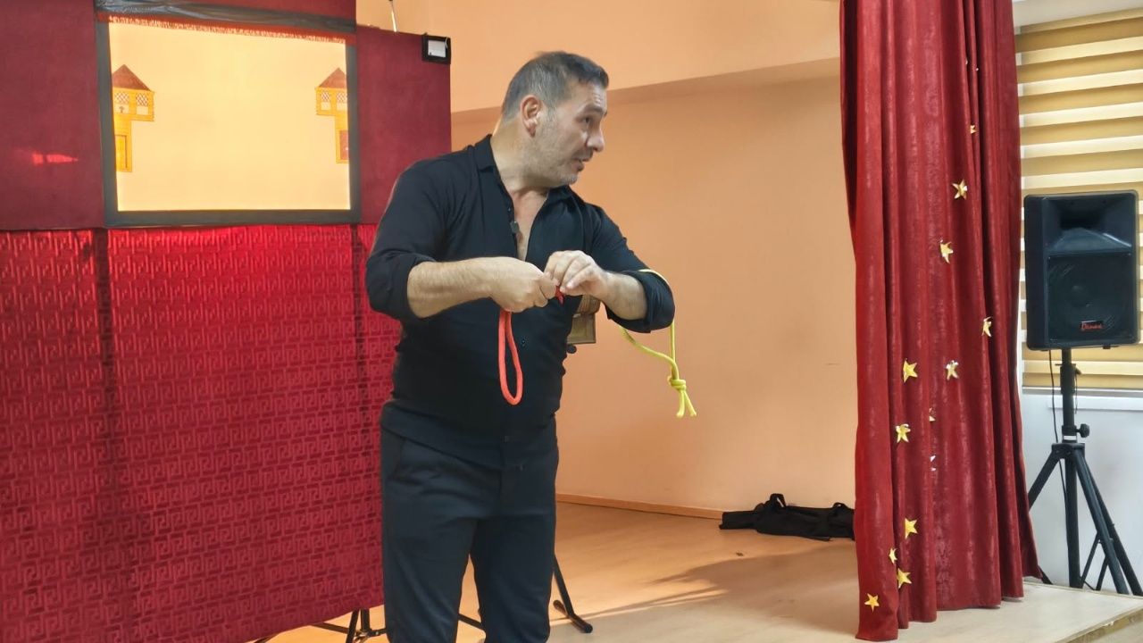 Hanönü’nde Hacivat Karagöz Ve Illüzyon Gösterisi Ilgi Gördü