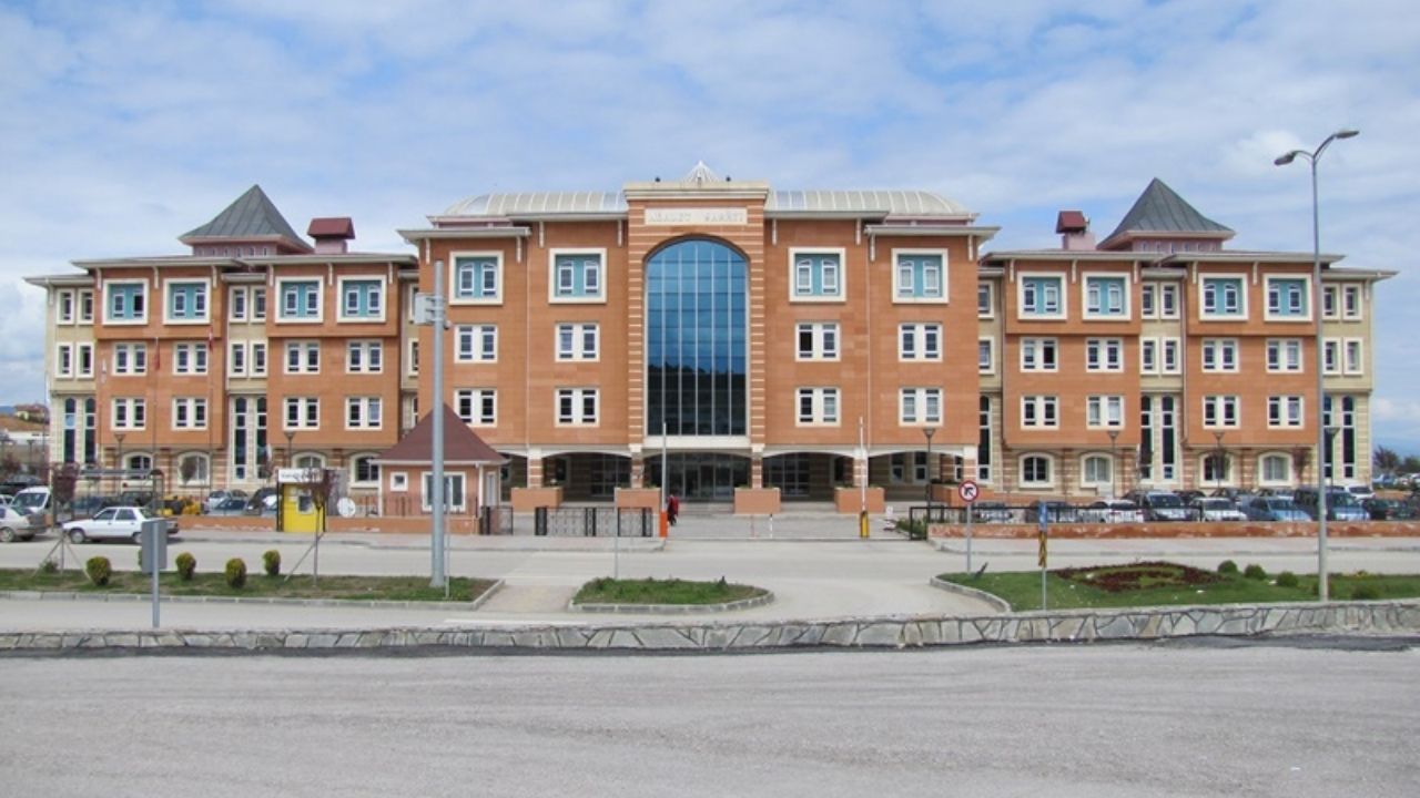 Kast Adliye