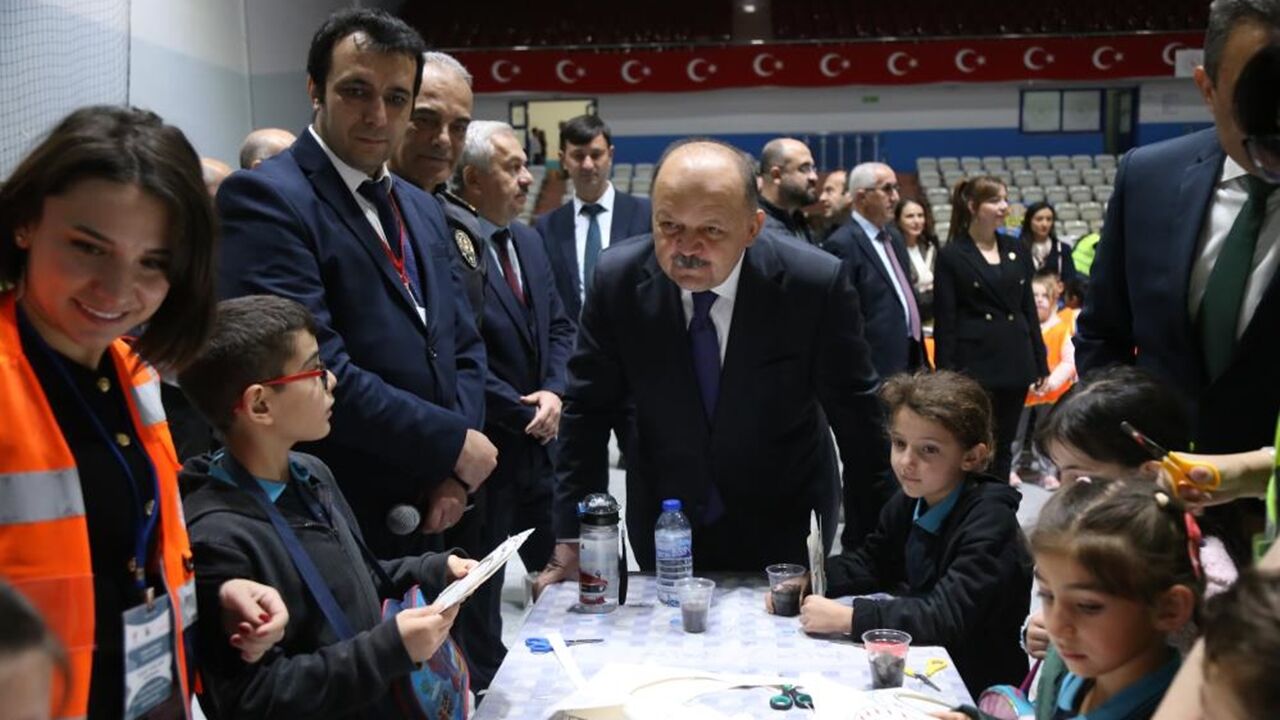 Kastamonu Bilim Şenliği Vali (2)
