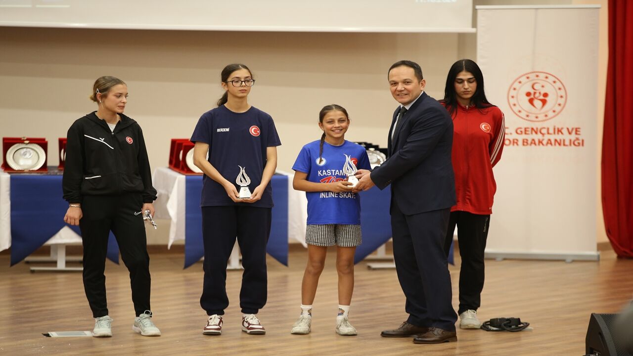 Kastamonu Da Sporun Enleri Ödüllendirildi (7)