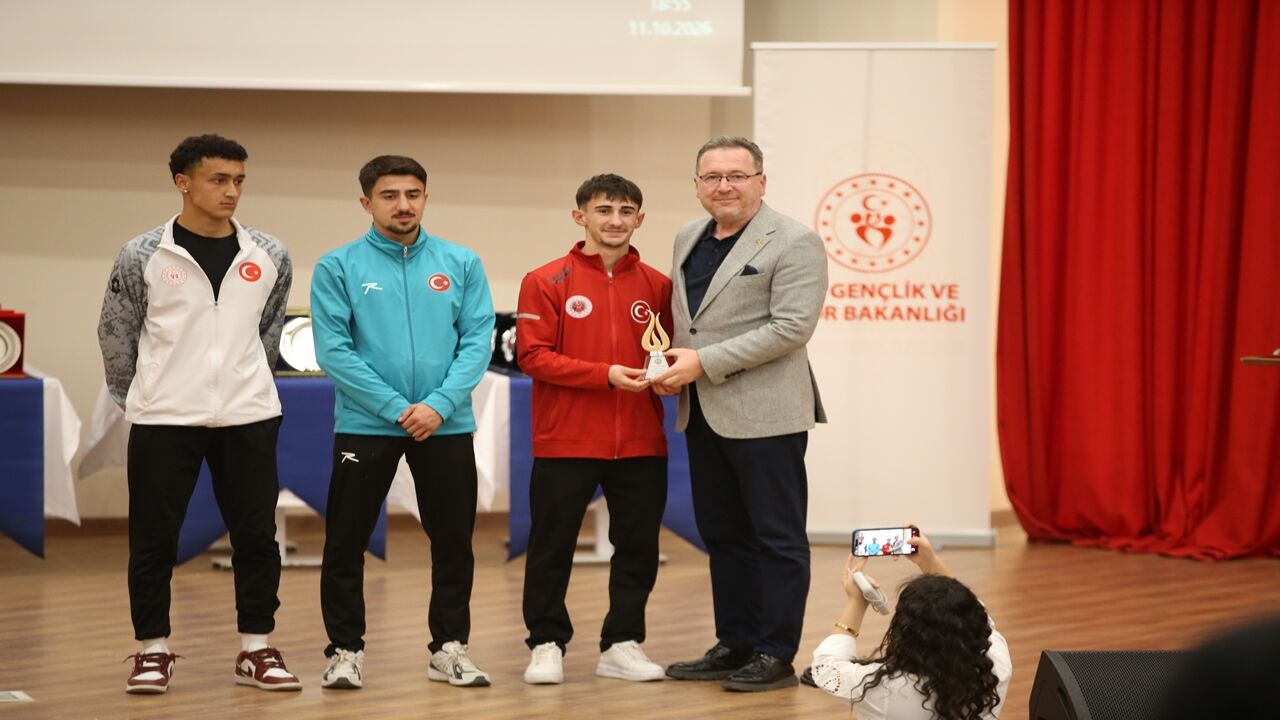 Kastamonu Da Sporun Enleri Ödüllendirildi (8)