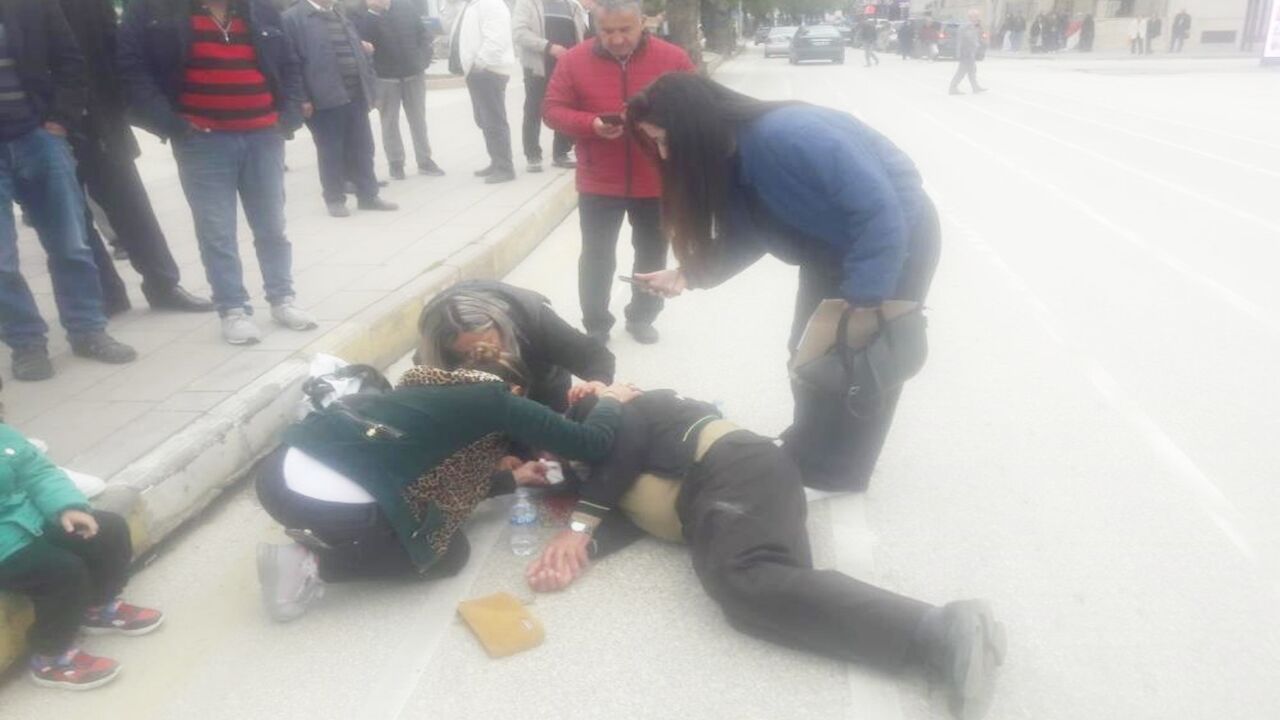 Kastamonu Da Vatandaşa Otomobil Çarptı Ambulans (2)