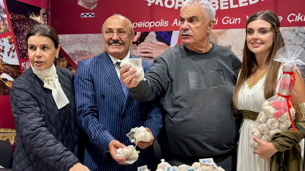 Kastamonu Günleri’nde Taşköprü Sarımsağı Dağıtıldı 1