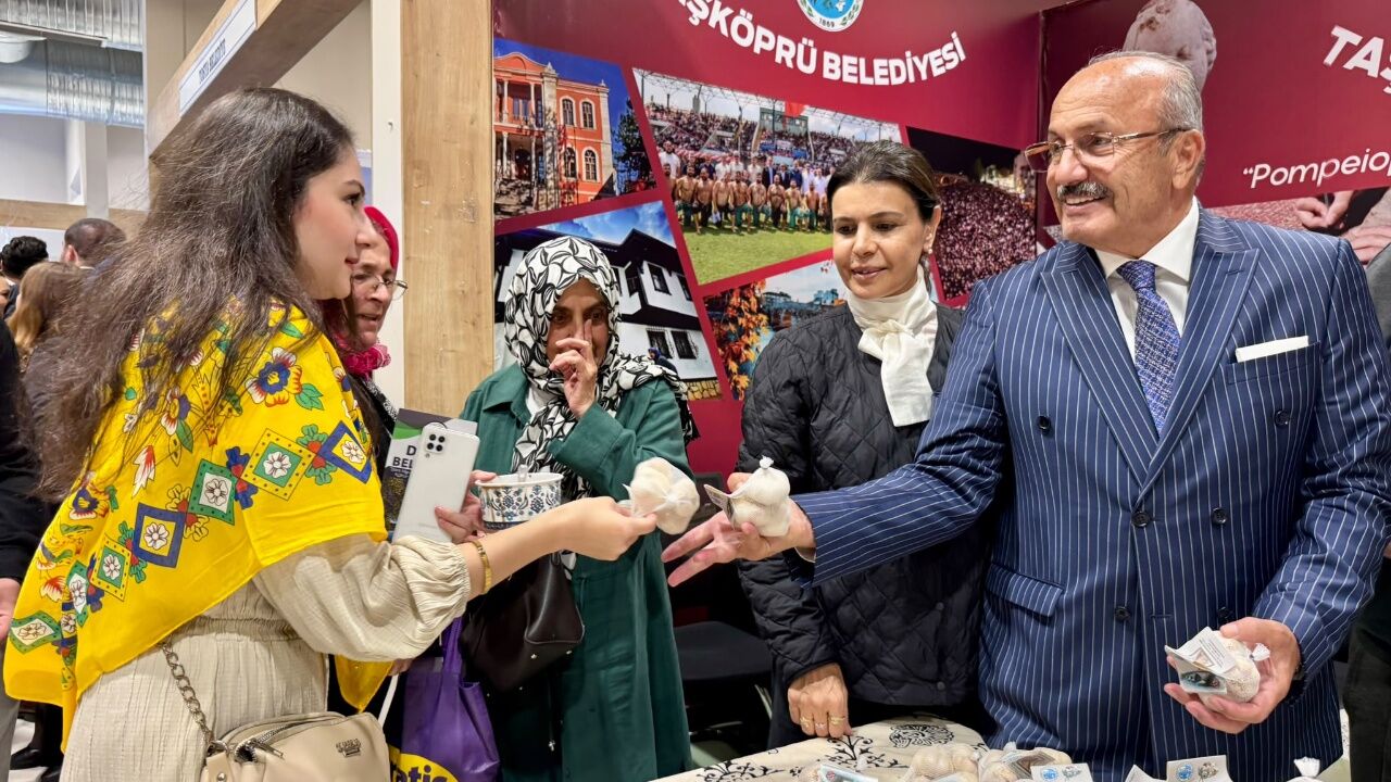 Kastamonu Günleri’nde Taşköprü Sarımsağı Dağıtıldı 2