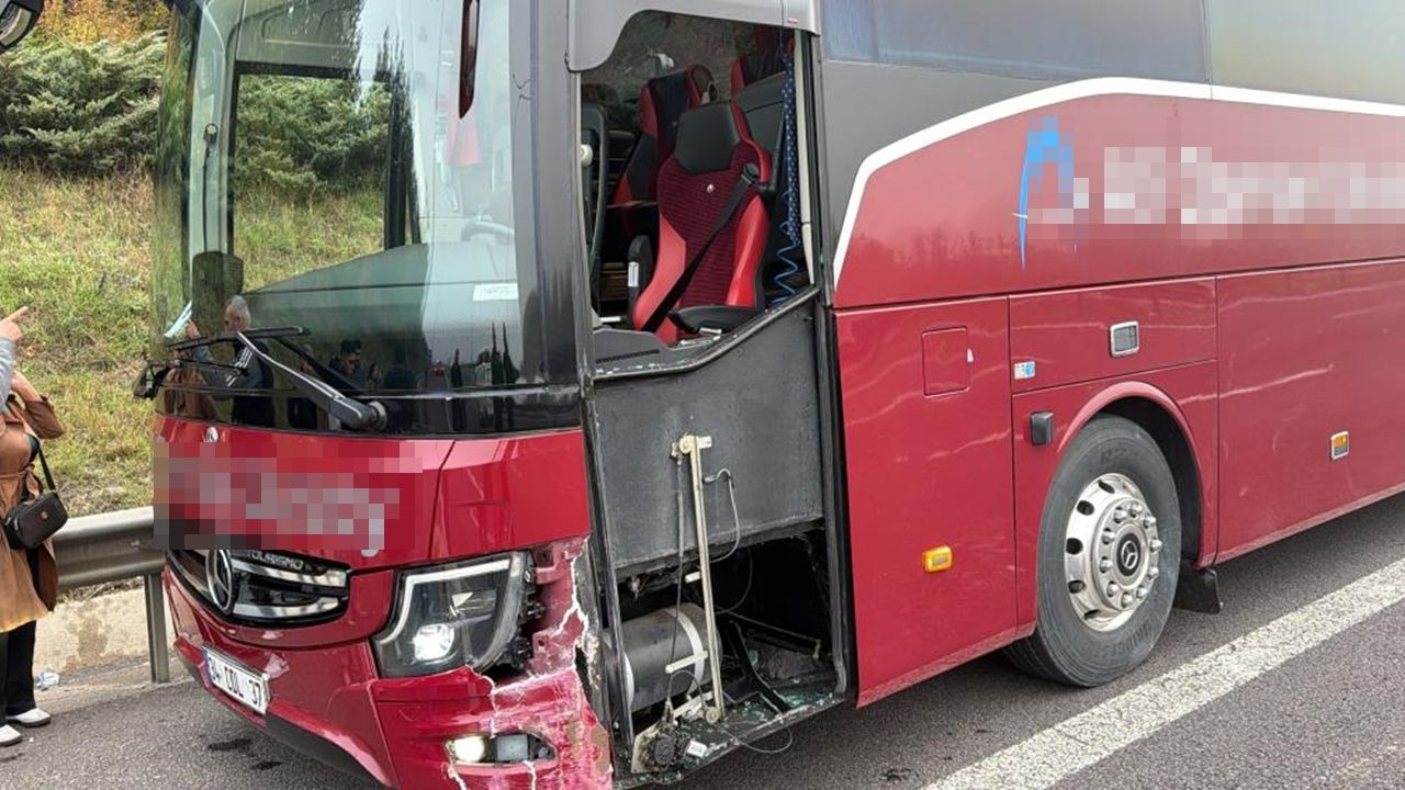 Kastamonu Istanbul Seferini Yapan Yolcu Otobüsü Kaza Yaptı (2)