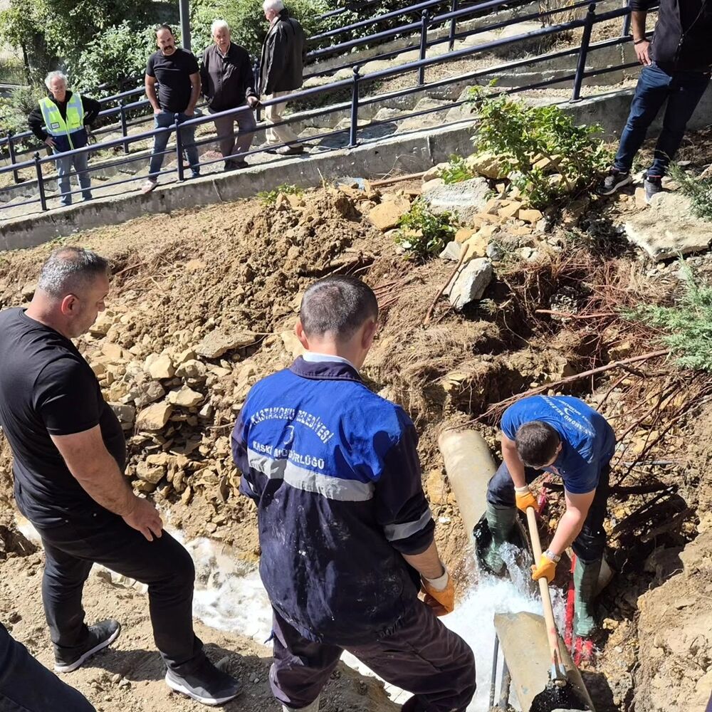 Kastamonu Su Borusu Patladı Saraçlar (1)