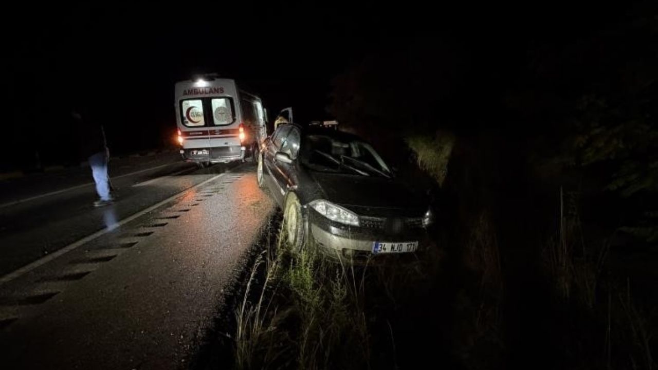 Kastamonu’da Korkutan Kaza Refüjü Aşıp Karşıya Geçti, 1 Yaralı (3)