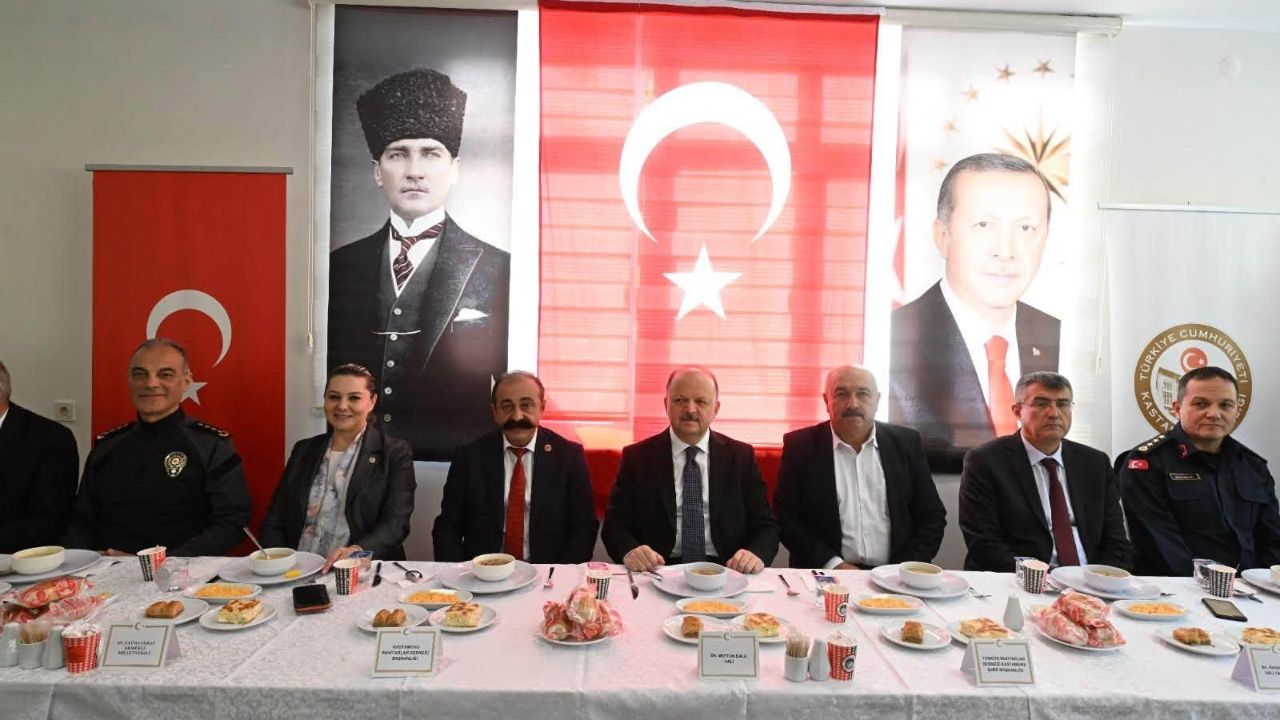 Kastamonu'da Muhtarlar Günü Yemeği Düzenlendi 2