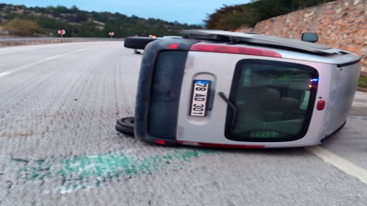 Son Daki̇ka! Feci Çarpışma! Otomobilin Devrildiği Kazada Yaralı Var