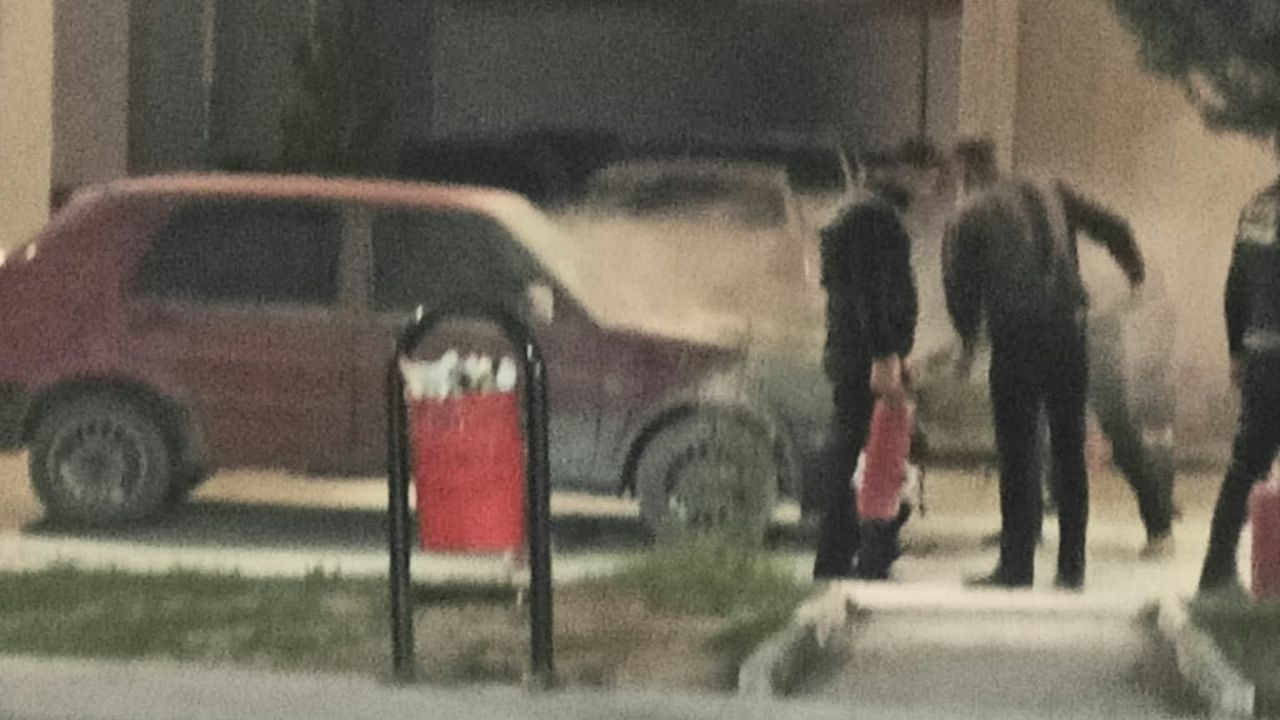 Son Dakika Kastamonu'da Hastane Önünde Alevler Yükseldi! (2)