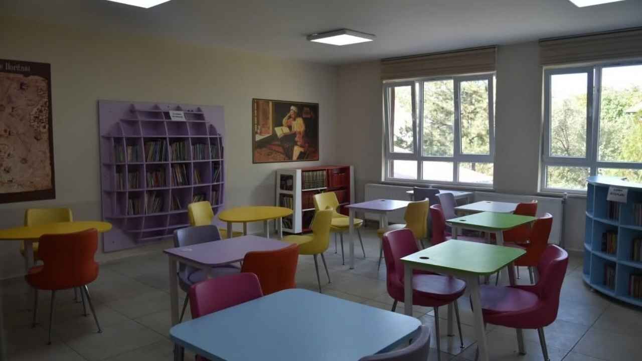 Süleyman Bilir Kütüphanesi (2)