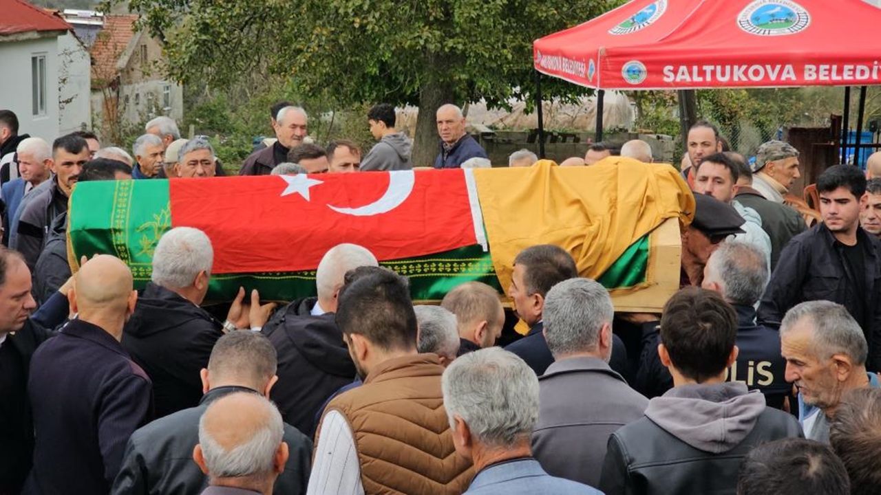 Tarifsiz Acı Madenciler Toprağa Verilldi (1)
