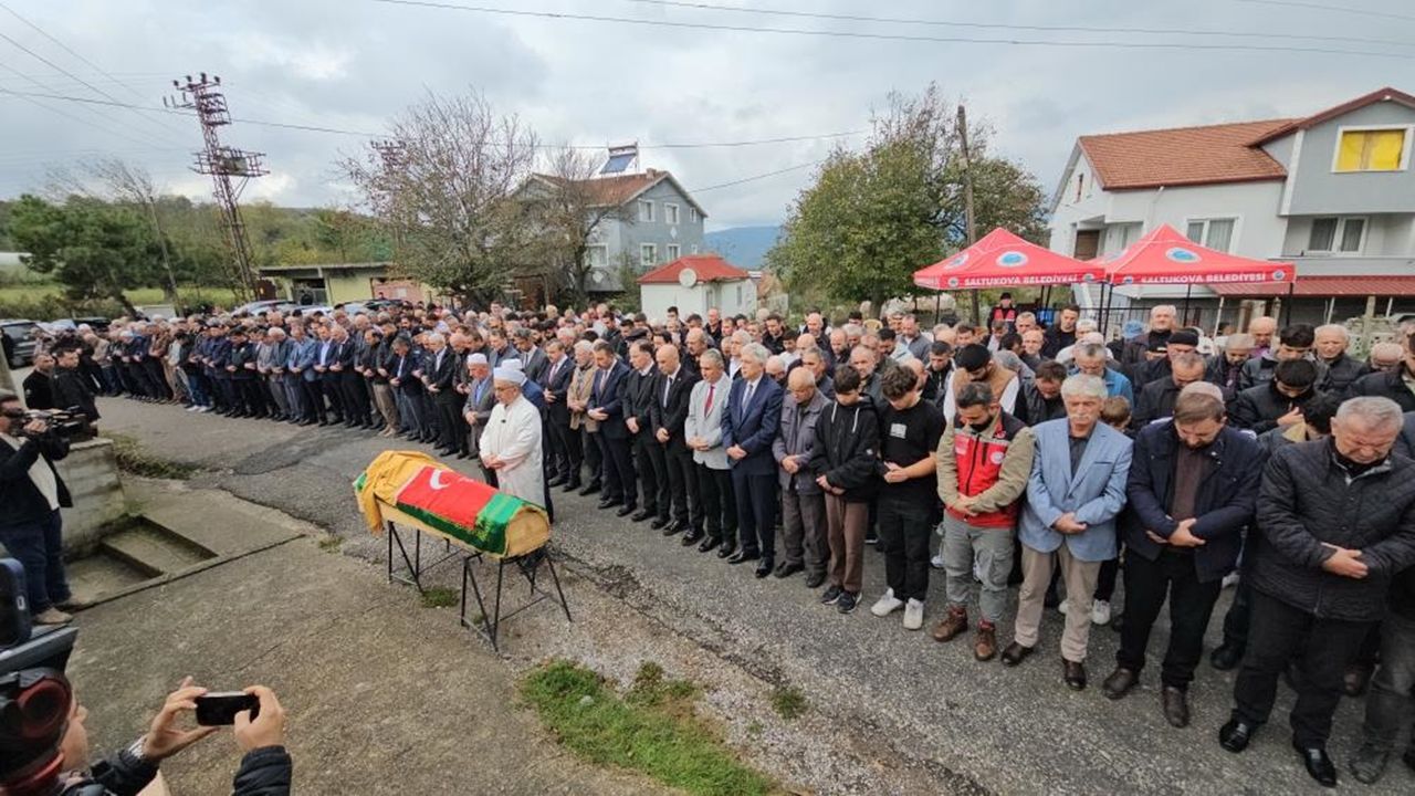 Tarifsiz Acı Madenciler Toprağa Verilldi (2)