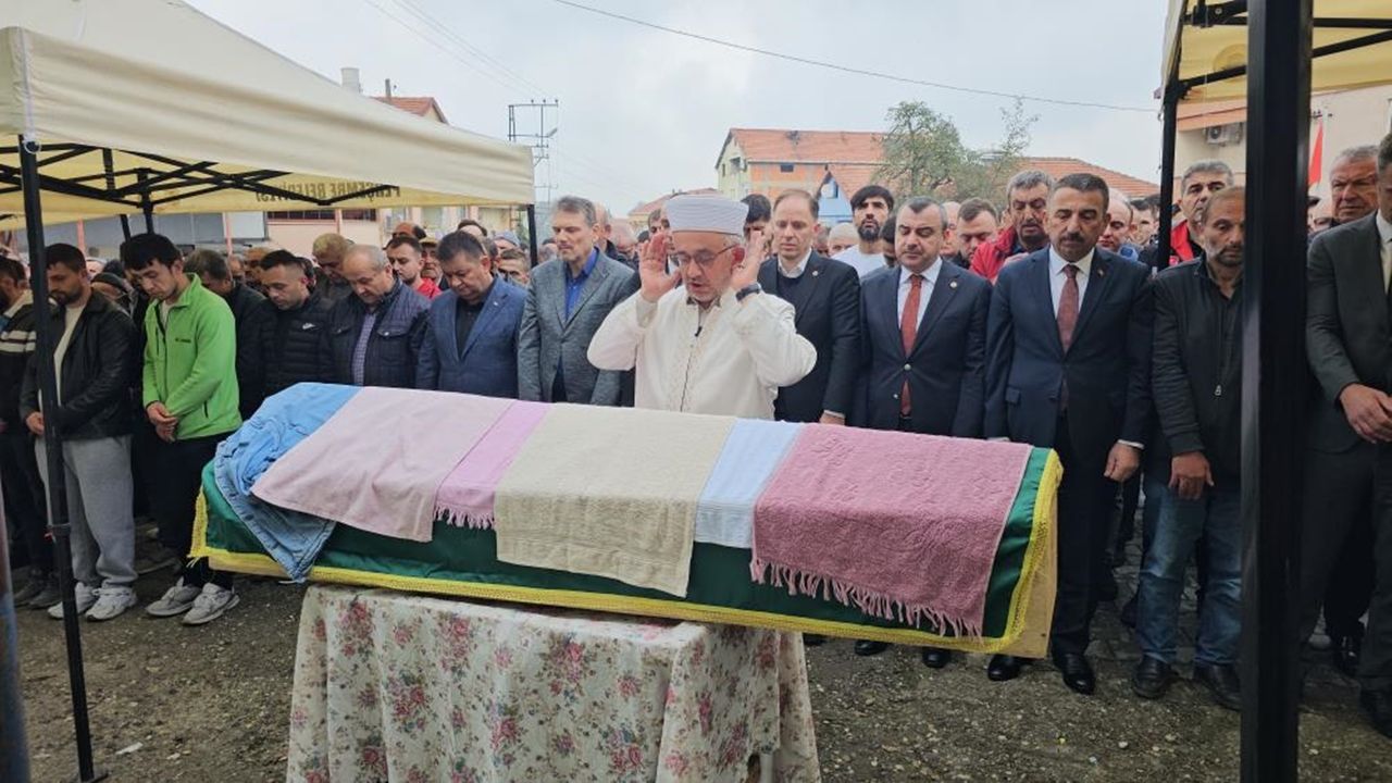 Tarifsiz Acı Madenciler Toprağa Verilldi (5)