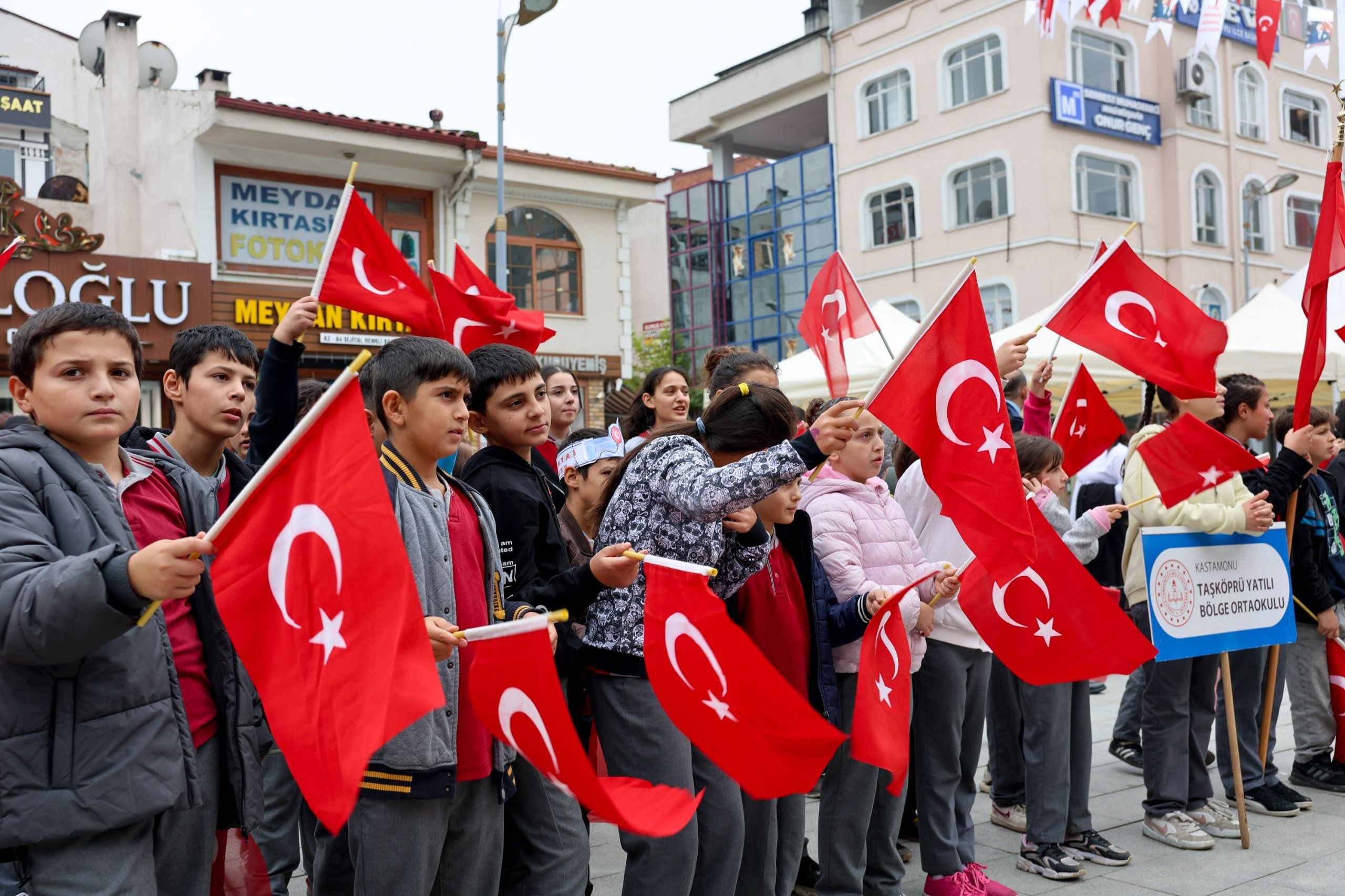 Taşköprü De Çocuklar Için Cumhuriyet Eğlencesi (7)