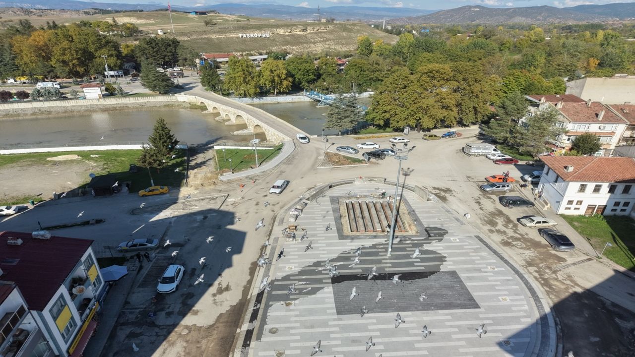 Taşköprü Meydan Sona Doğru (2)