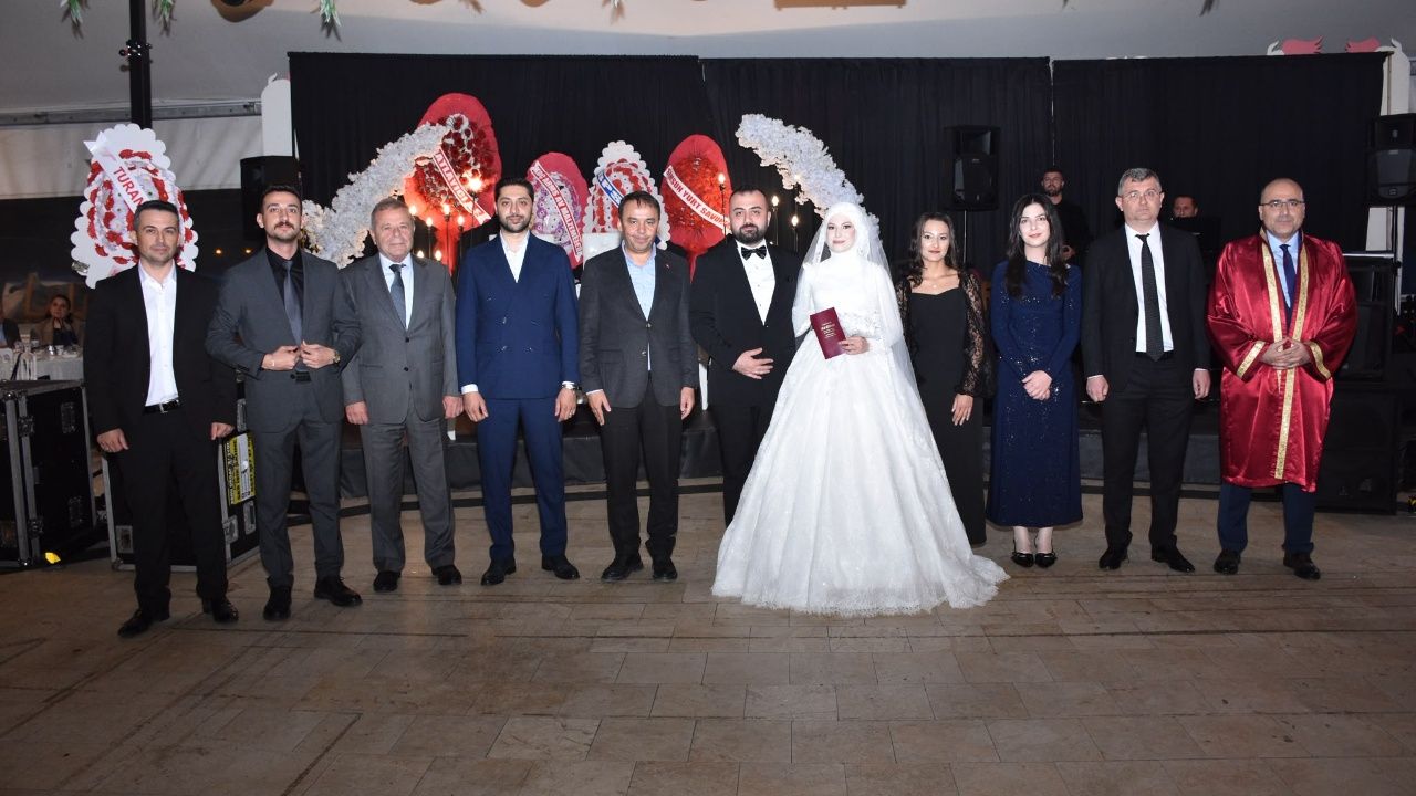 Taşköprü’de Görkemli Düğün Akman Ve Altınzencir Ailelerinin Mutlu Günü 9