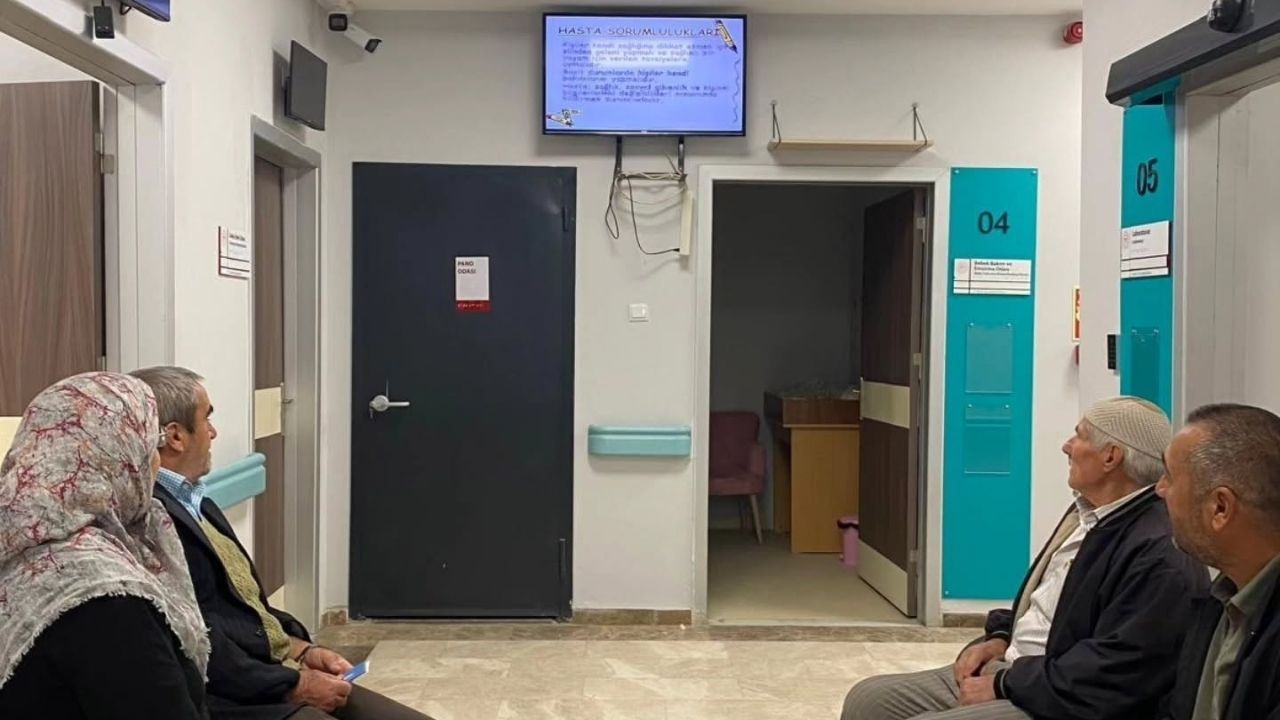 Taşköprü'de Hasta Hakları Günü'nde Vatandaşlar Bilgilendirildi (3)