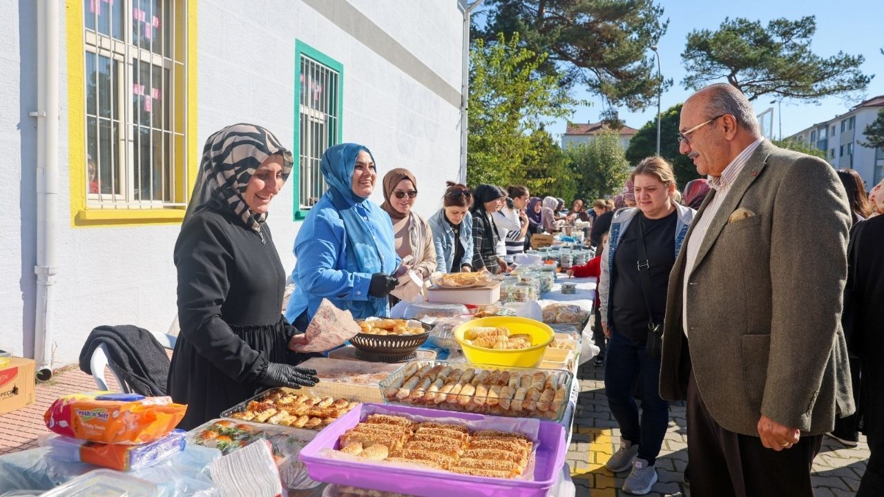 Taşköprü'de Okul Kermesi Birlik Ve Beraberliğe Sahne Oldu (1)